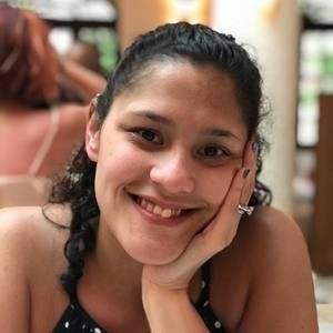 Meet your Posher, Cristina